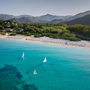 **** Resort Calaserena Village Italia